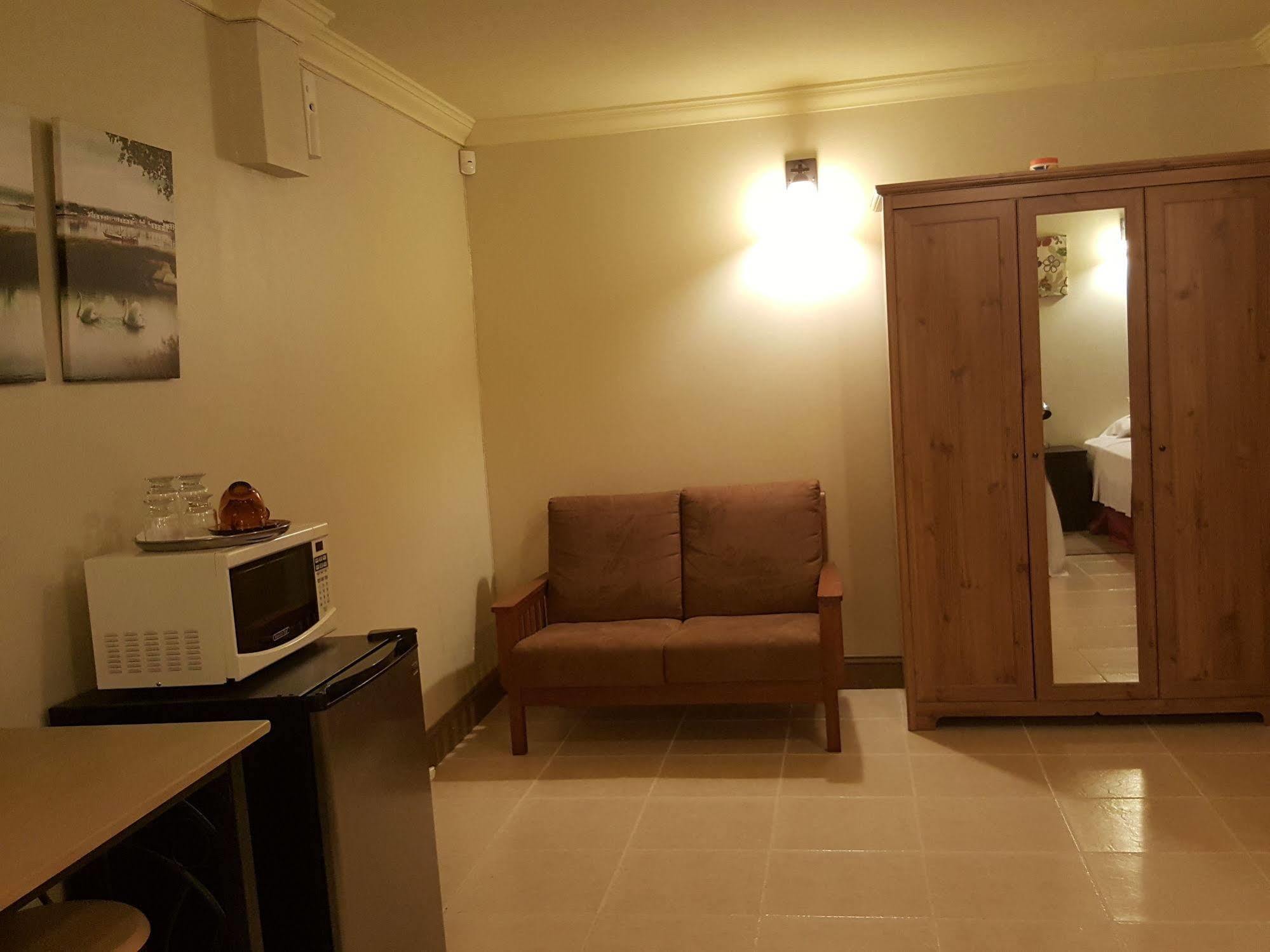 Savannah Maison Guest HousePort of Spain エクステリア 写真