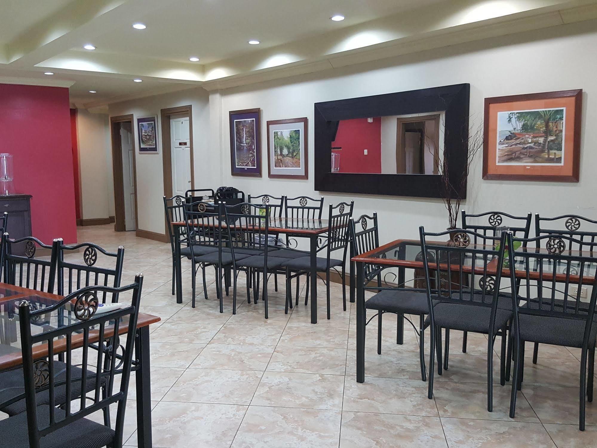Savannah Maison Guest HousePort of Spain エクステリア 写真