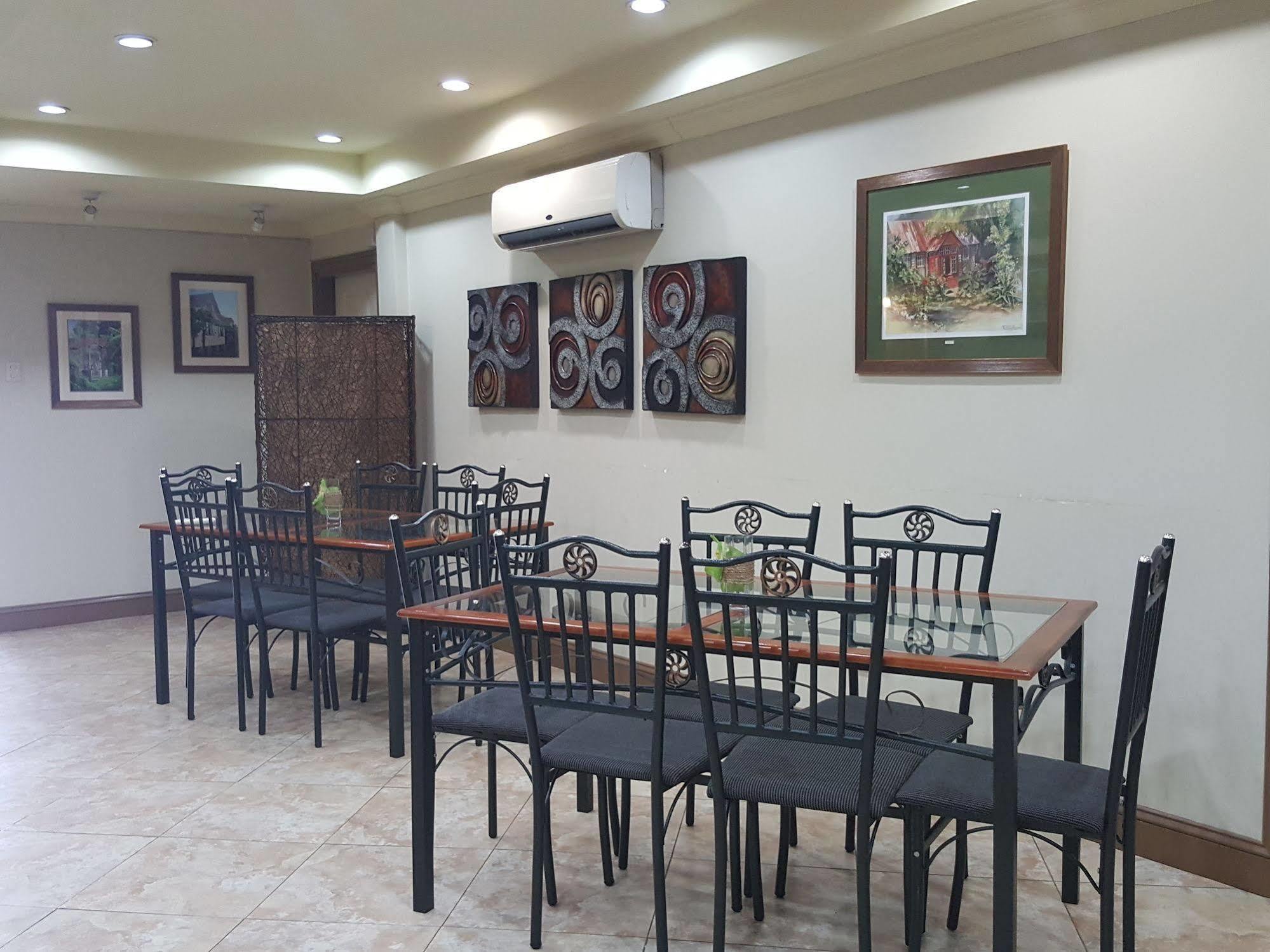 Savannah Maison Guest HousePort of Spain エクステリア 写真